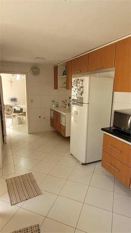Sobrado à venda com 4 quartos, sendo 3 suítes, em Brooklin Paulista, São Paulo, SP