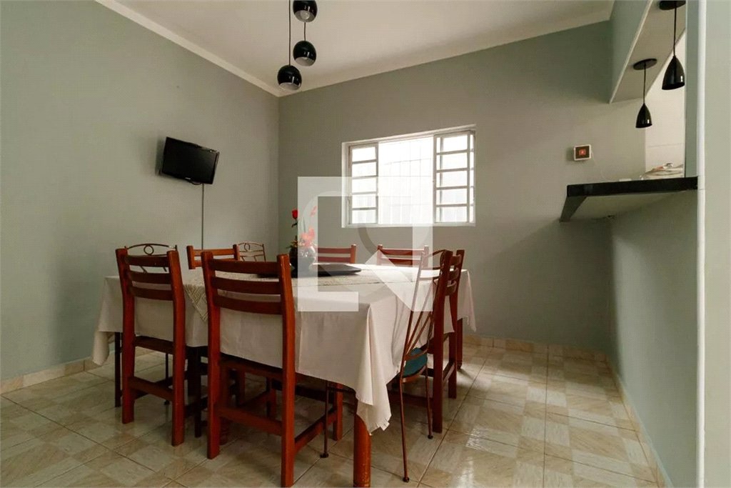 Casa à venda com 4 quartos, sendo 1 suíte,  em Vila Constança, São Paulo, SP