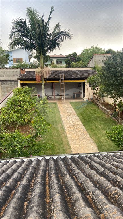 Sobrado à venda com 3 quartos, sendo 1 suíte,  em Vila Suissa, Mogi das Cruzes, SP