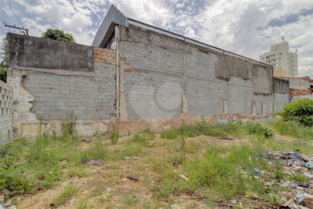 Terreno à venda em Cupecê, São Paulo, SP