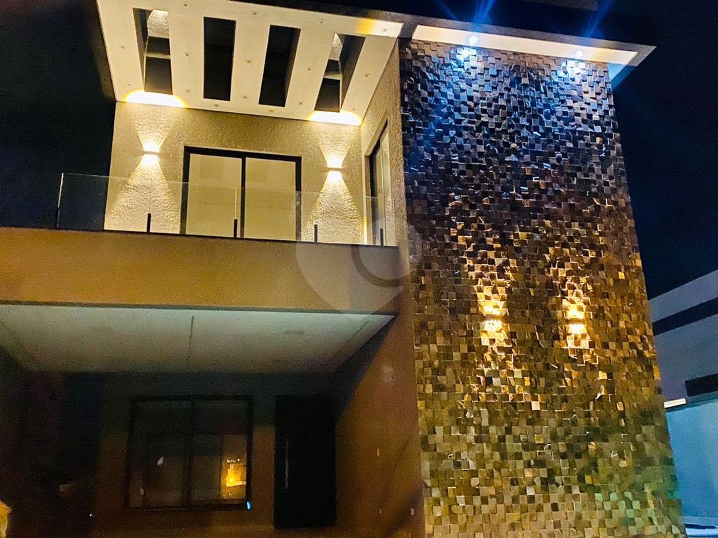 Casa à venda com 4 quartos, sendo 2 suítes,  no condomínio Aruã Brisas Ii, Mogi das Cruzes - SP