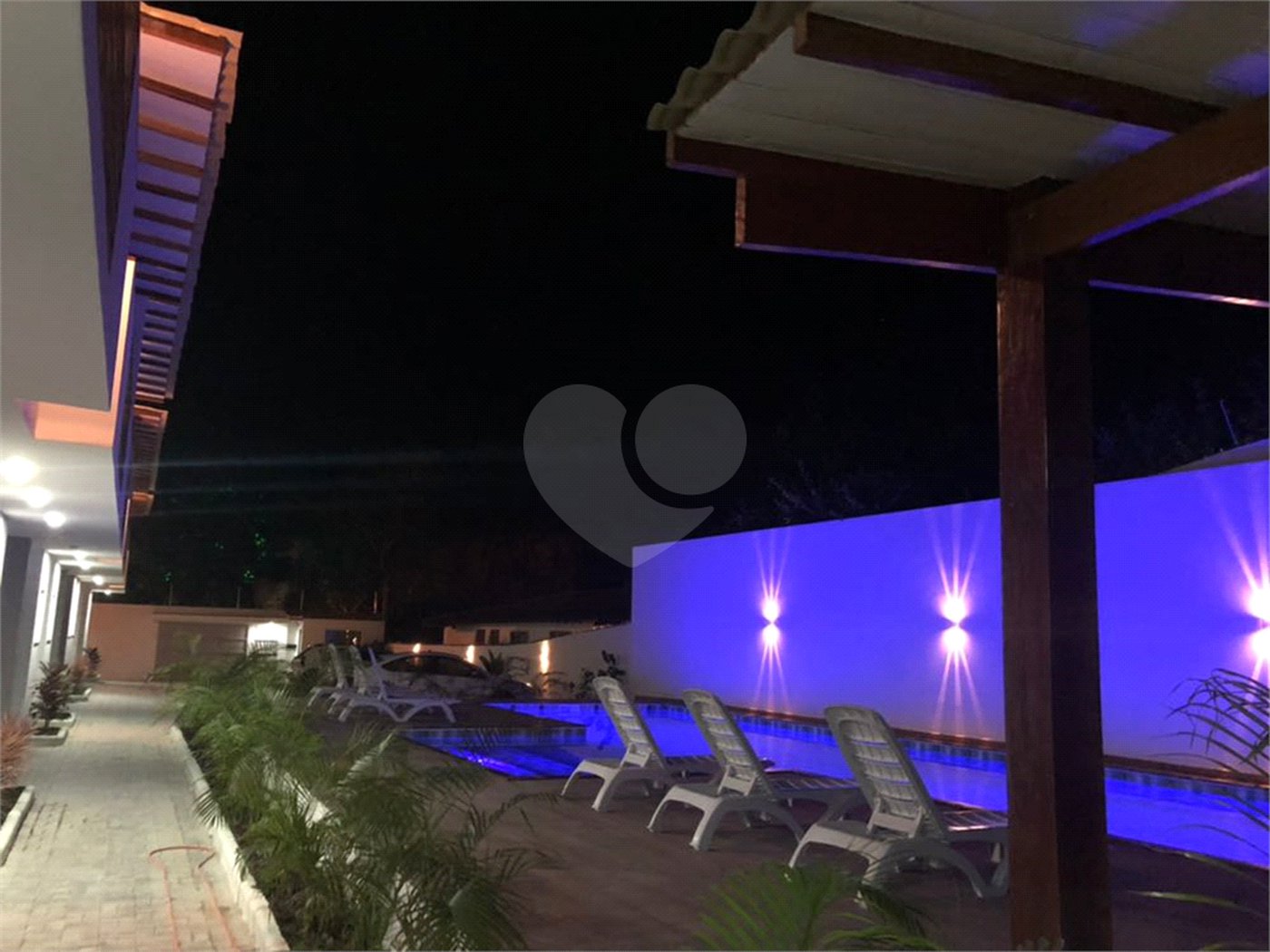 Apartamento à venda com 1 quarto em Orla Norte, Porto Seguro, BA
