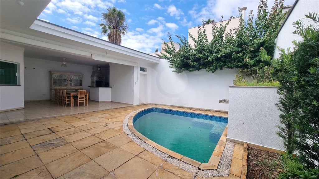 Casa à venda ou para alugar com 3 suítes no condomínio Residencial Villa dos Inglezes, Sorocaba - SP