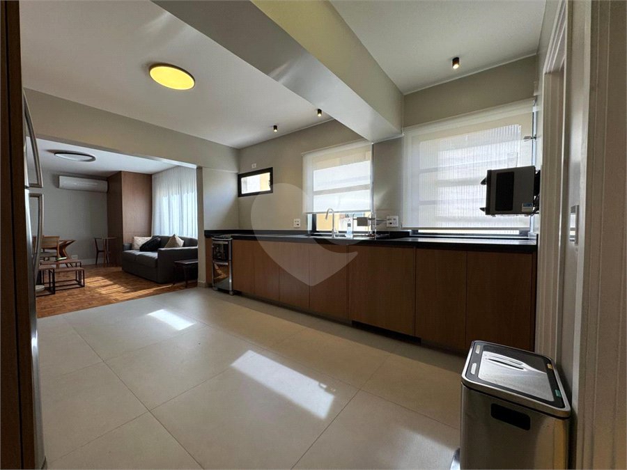 Apartamento para alugar com 3 quartos, sendo 1 suíte, em Jardim Paulista, São Paulo, SP