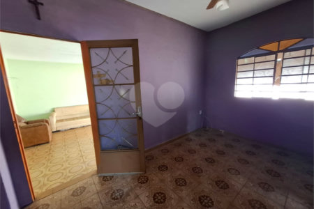 Casa à venda com 5 quartos, sendo 1 suíte, em Jardim Tamoio, Araraquara, SP