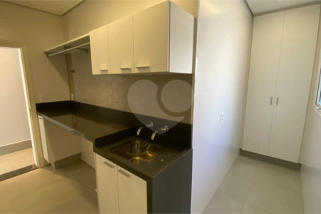 Casa à venda com 4 suítes no condomínio Portal Horizonte, Bragança Paulista - SP