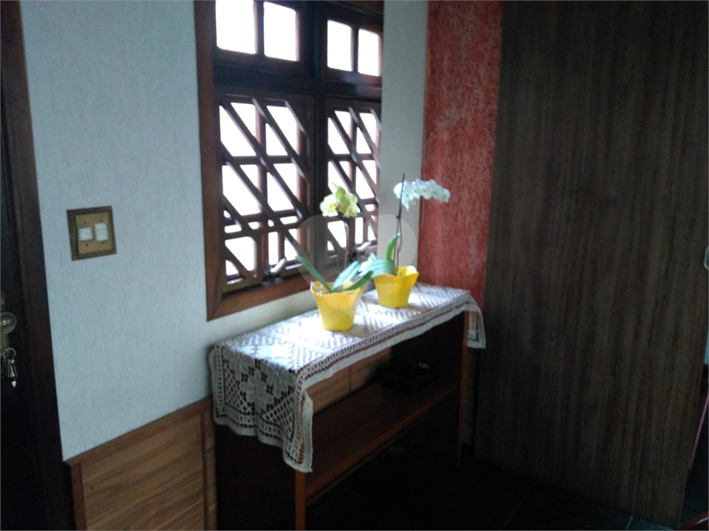 Casa à venda com 3 quartos, sendo 2 suítes,  em Vila Suissa, Mogi das Cruzes, SP