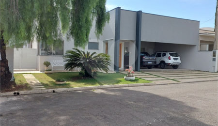 Casa à venda com 4 suítes no condomínio Jardins D'icaraí, Salto - SP