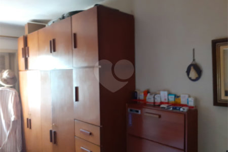 Casa de Vila à venda com 4 quartos, sendo 2 suítes,  em Vila São Francisco, São Paulo, SP