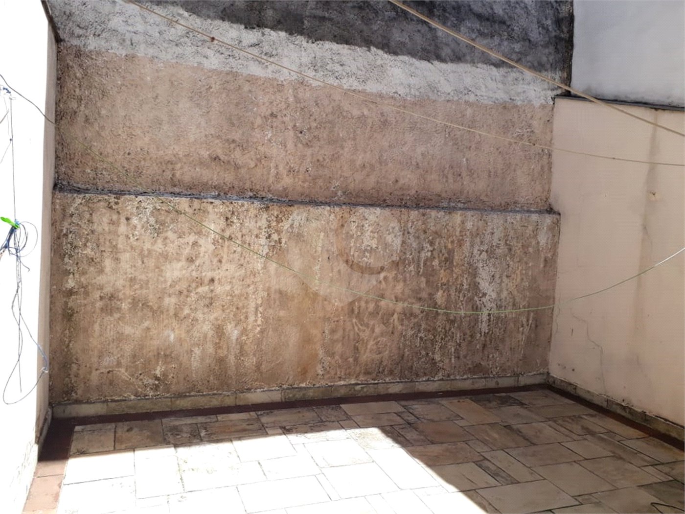 Sobrado à venda com 3 quartos, sendo 1 suíte, em Tremembé, São Paulo, SP