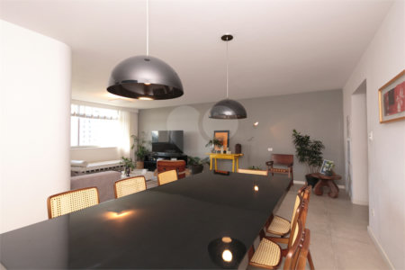 Apartamento à venda com 4 quartos, sendo 1 suíte, em Alto da Boa Vista, São Paulo, SP
