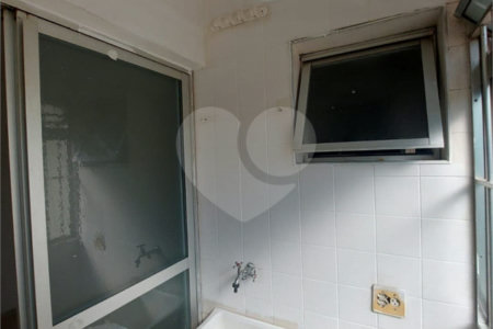 Casa Térrea à venda com 2 quartos, sendo 1 suíte, em Jardim das Esmeraldas, São Paulo, SP