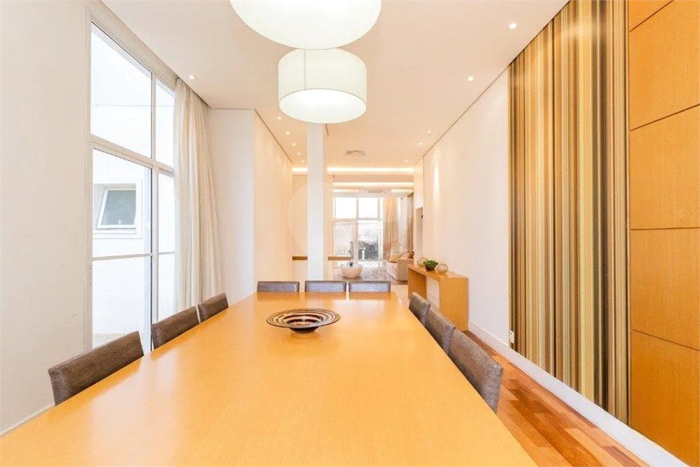 Apartamento à venda com 3 suítes em Vila Romana, São Paulo, SP