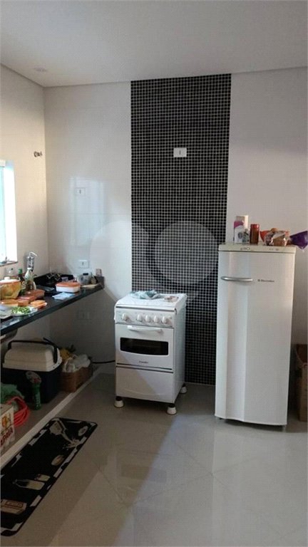 Sobrado à venda com 3 quartos, sendo 1 suíte, em Serra da Cantareira, Mairiporã, SP