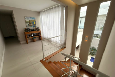 Casa à venda com 4 suítes em Portinho, Cabo Frio, RJ