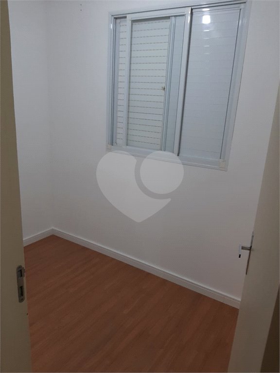 Apartamento à venda com 3 quartos em Vila dos Remédios, São Paulo, SP