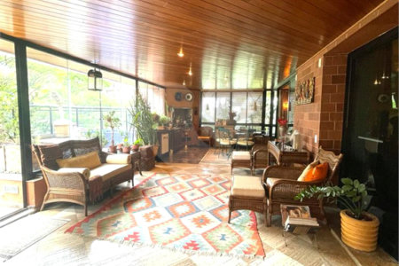 Apartamento à venda ou para alugar com 4 quartos, sendo 3 suítes, em Jardim Vitória Régia, São Paulo, SP