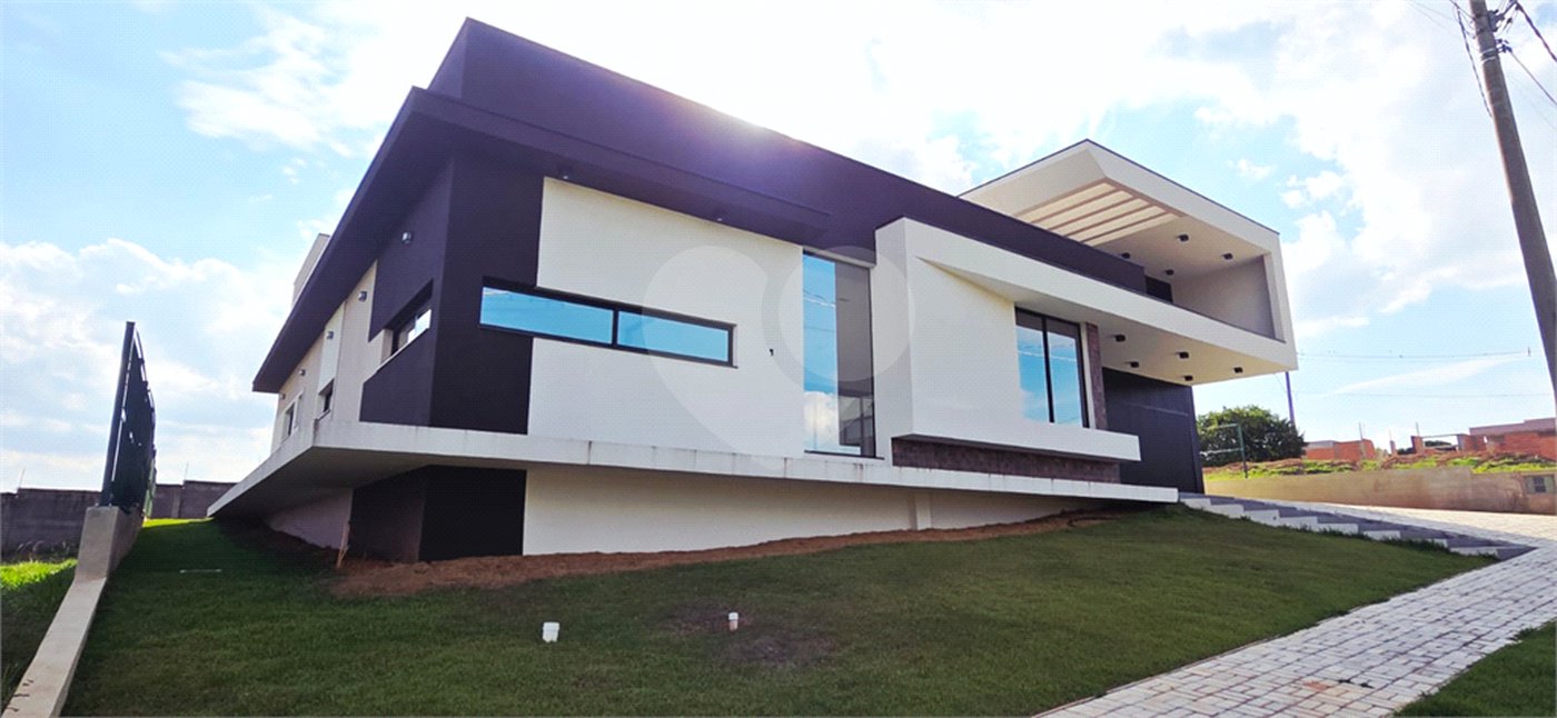 Casa à venda com 4 suítes no condomínio Residencial Dacha, Sorocaba - SP