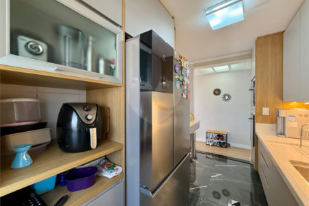 Apartamento à venda com 3 quartos, sendo 1 suíte, em Jardim Marajoara, São Paulo, SP