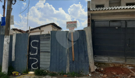 Sobrado à venda com 3 quartos, sendo 1 suíte,  em Tremembé, São Paulo, SP