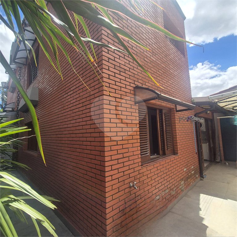 Casa à venda com 4 quartos, sendo 3 suítes,  em Planalto Paulista, São Paulo, SP