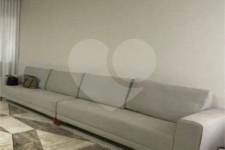 Casa à venda com 3 quartos, sendo 1 suíte,  em Parque Almerinda Pereira Chaves, Jundiaí, SP