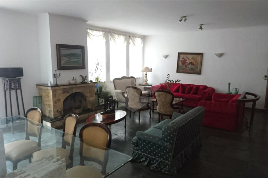Sobrado à venda com 5 quartos, sendo 2 suítes, em Tremembé, São Paulo, SP