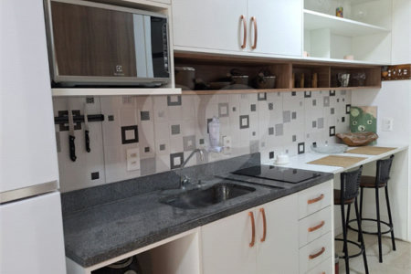 Apartamento à venda com 1 quarto em Santo Amaro, São Paulo, SP