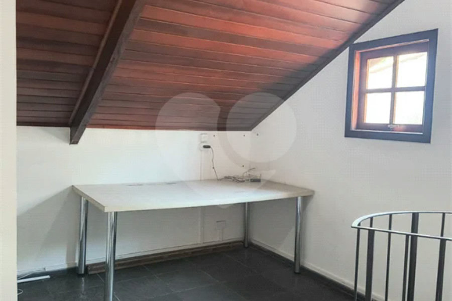 Prédio à venda em Roseira, Mairiporã, SP
