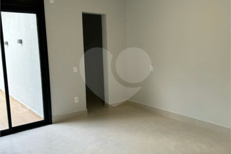 Casa à venda com 3 suítes no condomínio Jardim Residencial Dona Maria Candida, Indaiatuba - SP