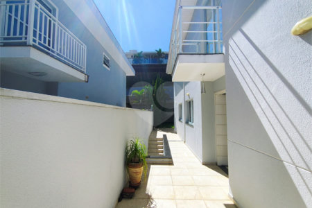 Casa à venda com 3 quartos, sendo 1 suíte,  em Horto Santo Antonio, Jundiaí, SP