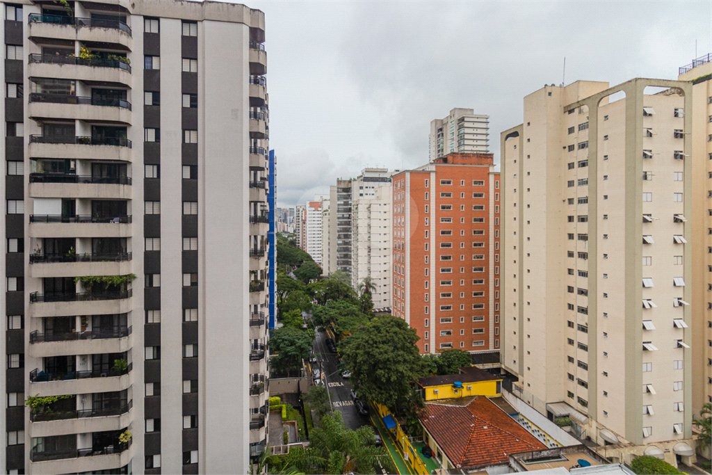 Apartamento à venda com 3 suítes em Brooklin, São Paulo, SP