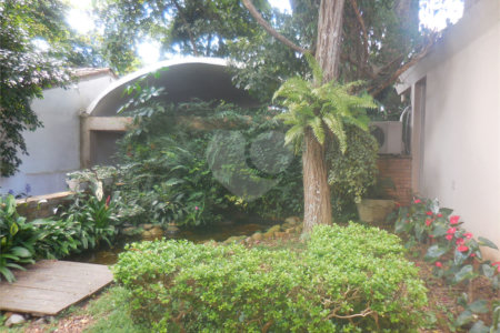 Casa à venda com 4 quartos, sendo 1 suíte,  em Interlagos, São Paulo, SP