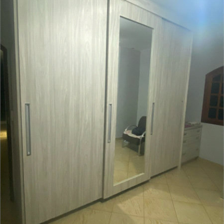 Sobrado à venda com 3 quartos, sendo 1 suíte,  em Vila Virgínia, Itaquaquecetuba, SP