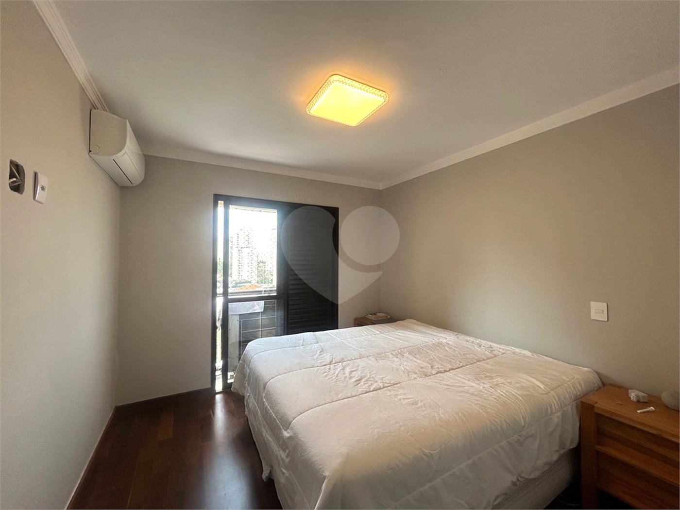 Apartamento à venda com 3 quartos, sendo 2 suítes, em Alto da Boa Vista, São Paulo, SP