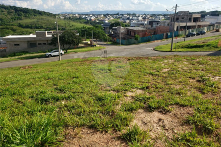 Terreno à venda no condomínio Santa Isabel I, Louveira - SP