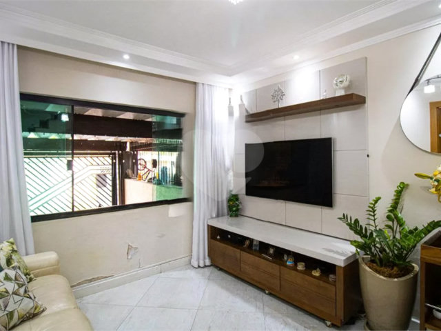 Sobrado à venda com 3 quartos, sendo 1 suíte,  em Vila Maria, São Paulo, SP