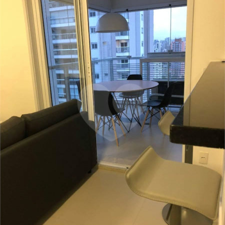 Apartamento à venda com 1 suíte em Vila Olímpia, São Paulo, SP