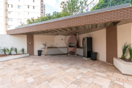 Apartamento à venda com 3 quartos, sendo 1 suíte, em Vila Mariana, São Paulo, SP
