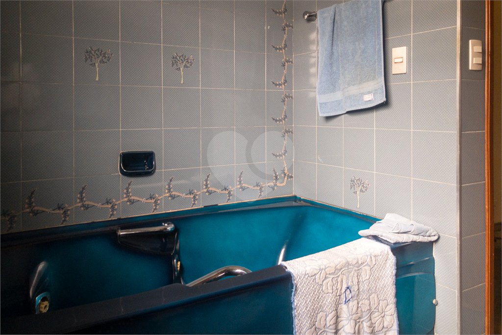 Casa à venda com 3 quartos, sendo 2 suítes, em Granja Julieta, São Paulo, SP