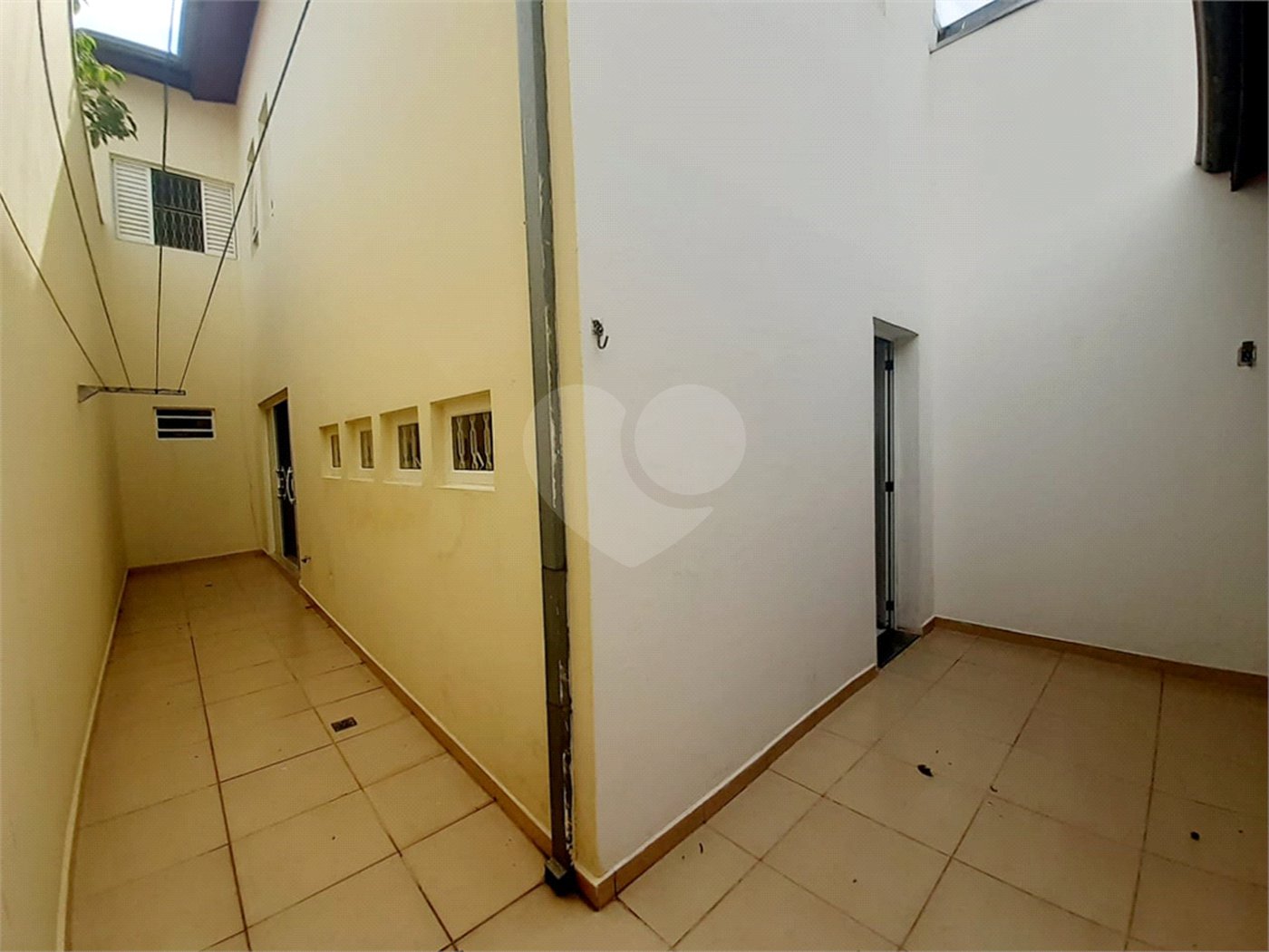 Casa à venda com 3 quartos, sendo 1 suíte,  em Jardim Califórnia, Indaiatuba, SP
