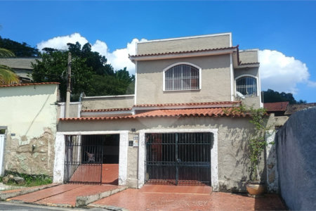 Casa à venda com 4 quartos em Santíssimo, Rio de Janeiro, RJ