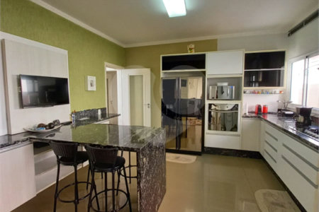 Casa à venda com 3 suítes no condomínio Alpes de Vinhedo, Vinhedo - SP