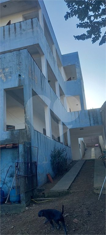 Sobrado à venda com 8 quartos, sendo 2 suítes,  em Vila Suissa, Mogi das Cruzes, SP
