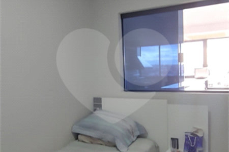 Casa à venda com 4 quartos, sendo 2 suítes, no condomínio Horto Florestal Iii, Sorocaba - SP