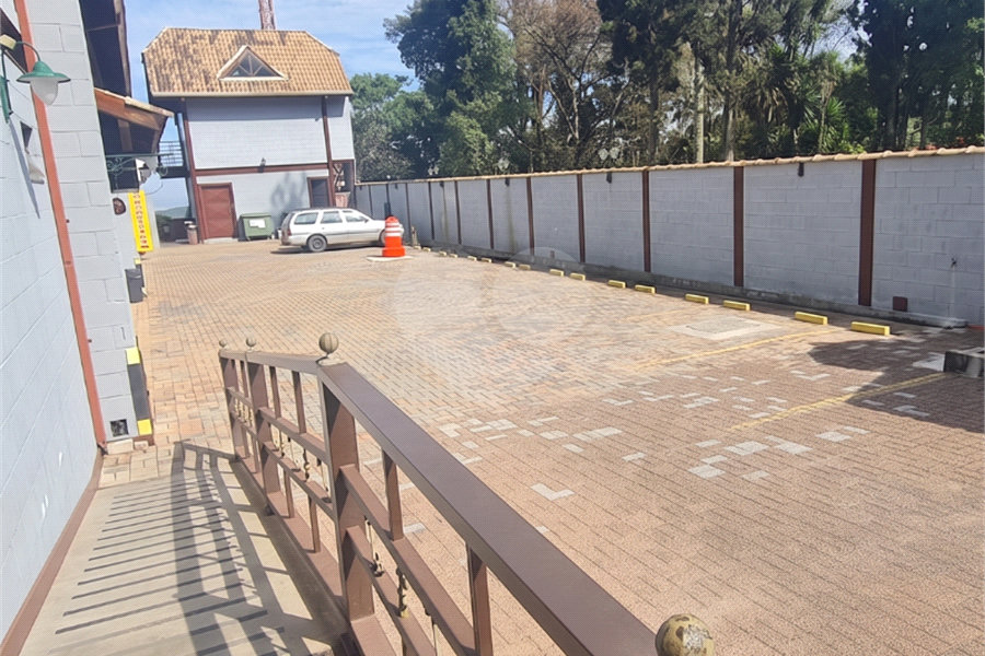 Loja para alugar em Roseira, Mairiporã, SP