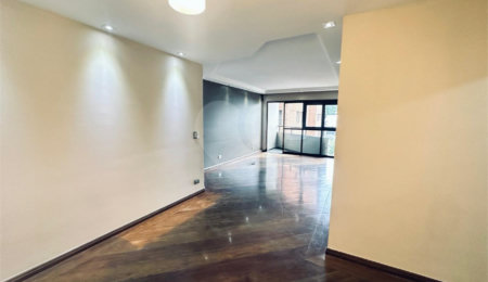 Apartamento à venda com 3 quartos, sendo 1 suíte,  em Alto da Boa Vista, São Paulo, SP