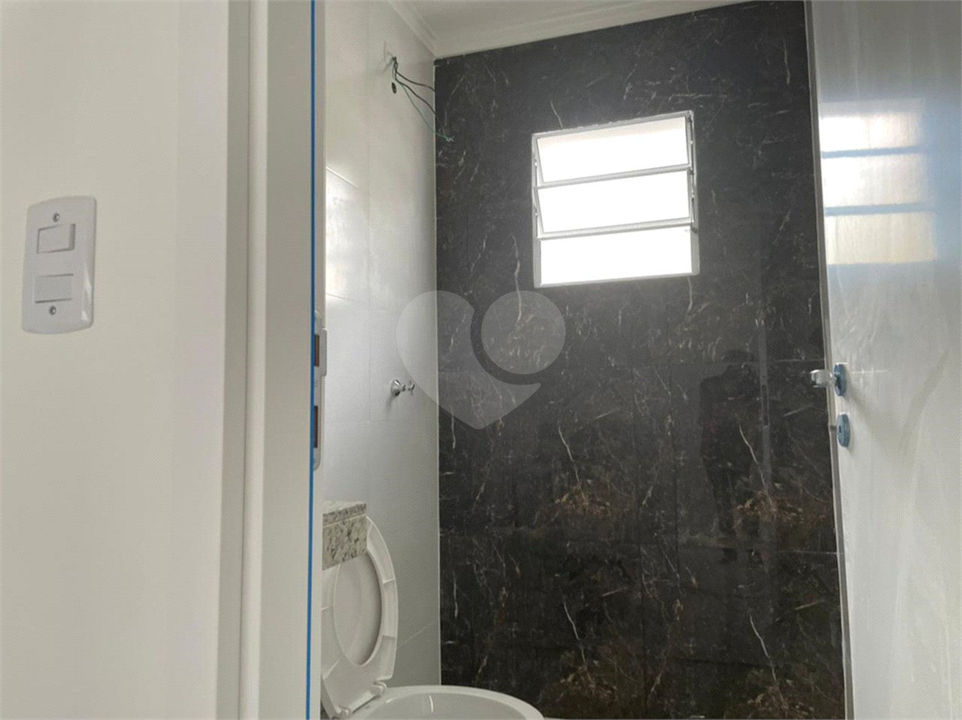 Casa à venda com 2 quartos no condomínio Hebe, São Paulo - SP