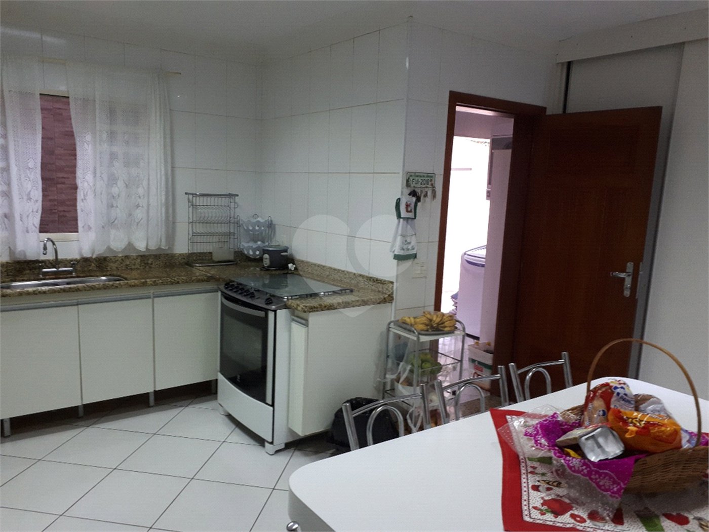 Casa à venda ou para alugar com 3 quartos, sendo 1 suíte, em Horto, São Paulo, SP