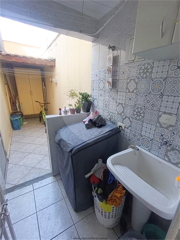 Sobrado à venda com 3 quartos, sendo 1 suíte, em Cidade Continental, São Paulo, SP